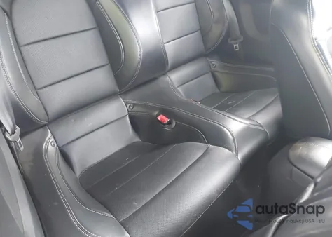 2019 Ford Mustang Ecoboost Premium from USA, damaged, VIN 1FATP8UH1K5205278